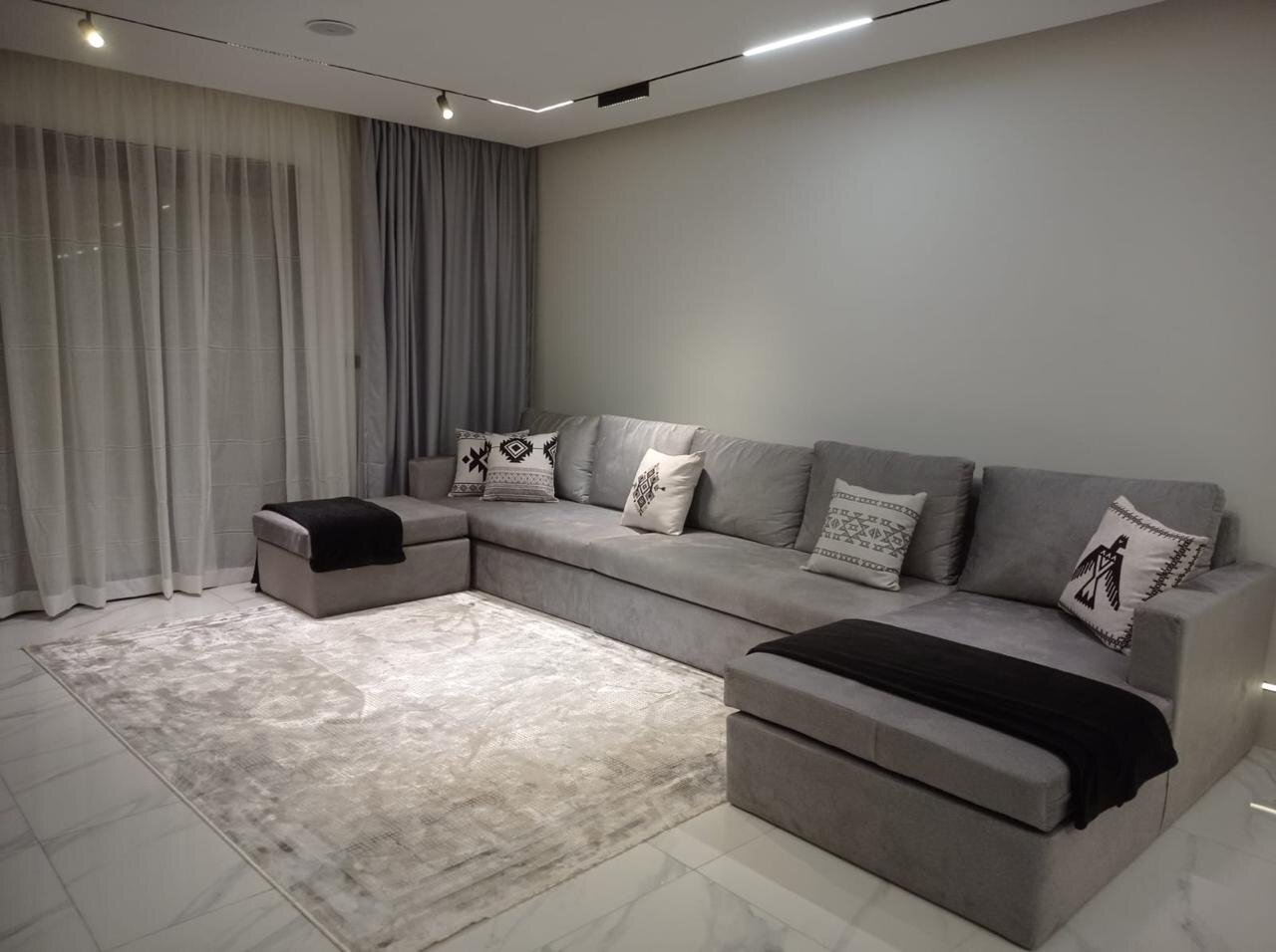 Living & Dining